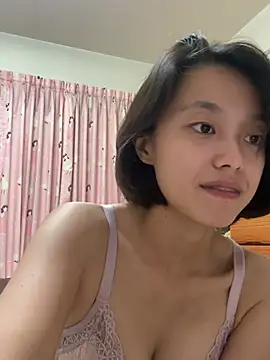 ladypaggy online show from 15, 4, 2026