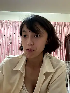 ladypaggy online show from 6, 10, 2025