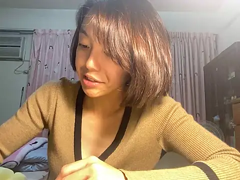 ladypaggy online show from 20, 3, 2025