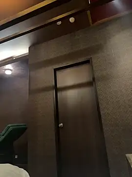 ladypaggy online show from 12, 3, 2025