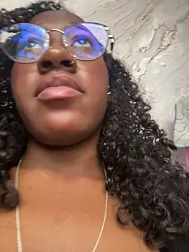 Qeen blackk online show from 12, 9, 2025