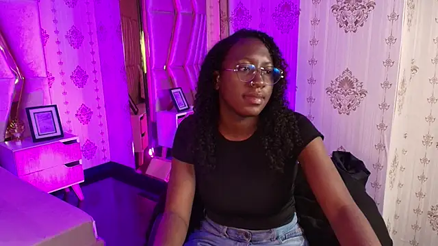 Qeen blackk online show from 16, 9, 2025