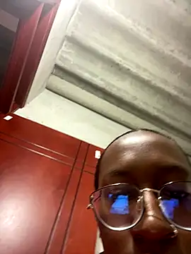 Qeen blackk online show from 19, 10, 2025