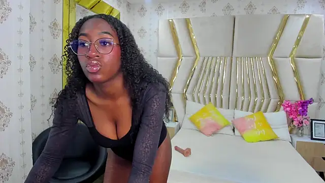 Qeen blackk online show from 21, 3, 2025