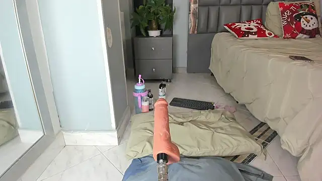 Sienna miller 27 online show from 30, 11, 2025