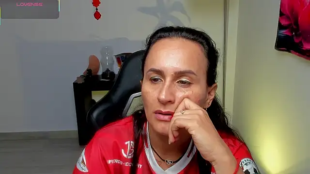 Sara Charmy online show from 30, 5, 2026