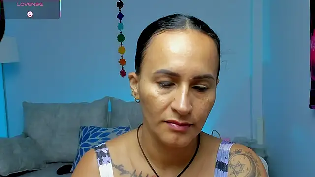 Sara Charmy online show from 25, 4, 2026