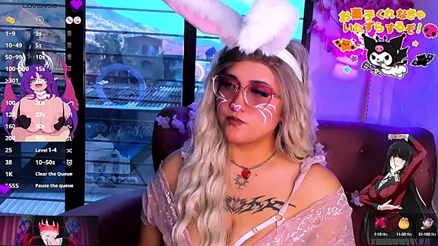 Mitsu Kawii online show from 2, 10, 2025