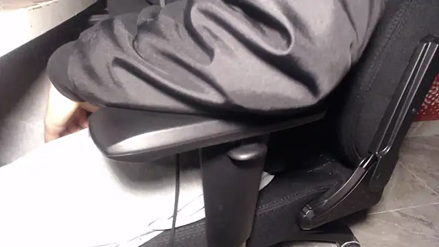 GreekDaddyNickOfficial online show from 19, 3, 2025