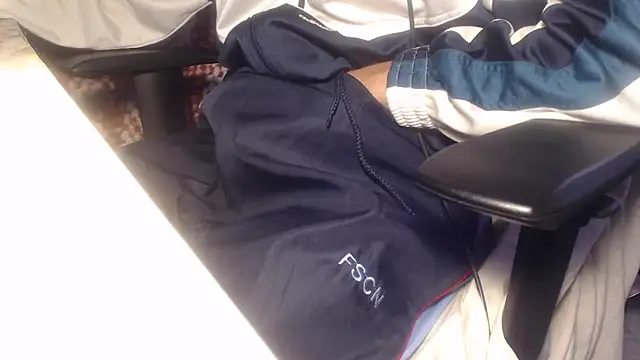 GreekDaddyNickOfficial online show from 18, 10, 2025