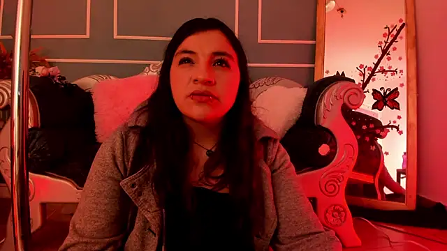 TaraTaylorr online show from 9, 4, 2026