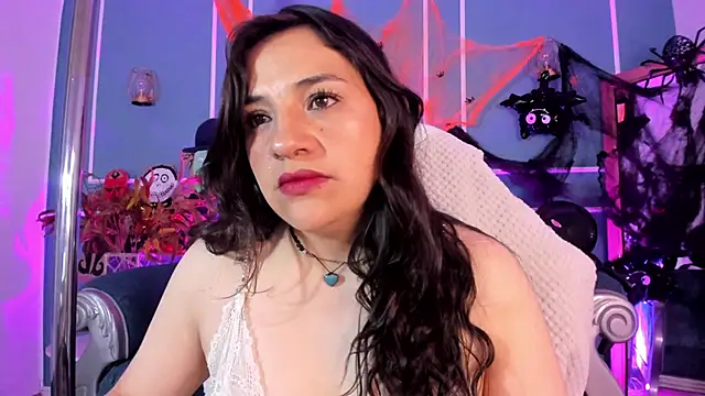 TaraTaylorr online show from 29, 10, 2025