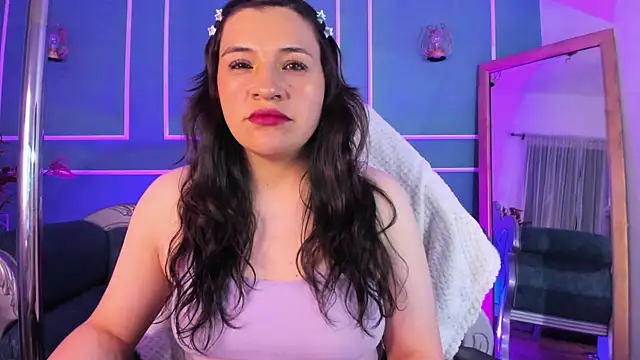 TaraTaylorr online show from 7, 10, 2025