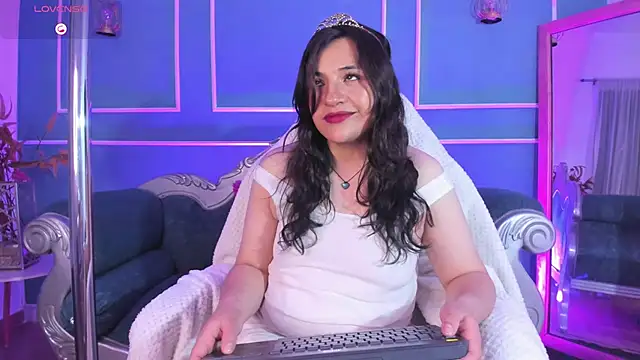 TaraTaylorr online show from 21, 9, 2025