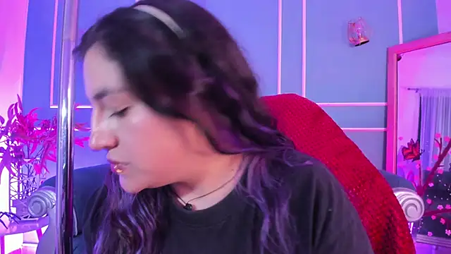 Snapshot of TaraTaylorr chatting on 14, 2, 2026 TaraTaylorr online show from 14, 2, 2026