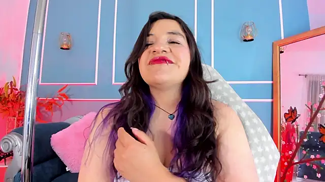 TaraTaylorr online show from 12, 3, 2026