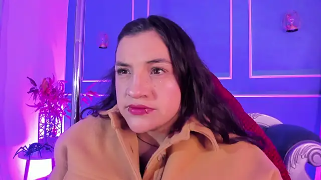 Snapshot of TaraTaylorr chatting on 6, 2, 2026 TaraTaylorr online show from 6, 2, 2026