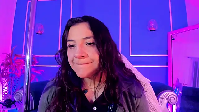 TaraTaylorr online show from 23, 12, 2025