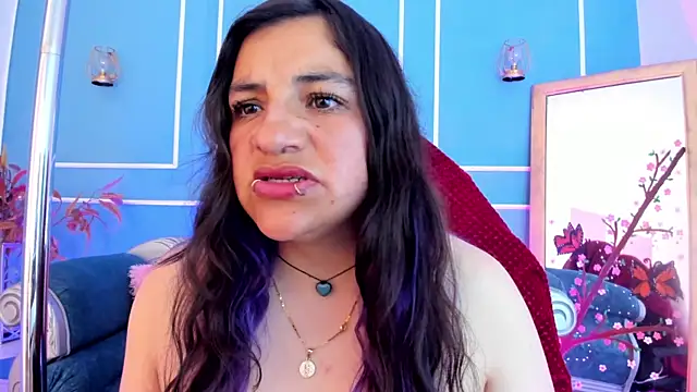 TaraTaylorr online show from 25, 5, 2026
