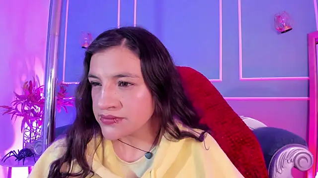 Snapshot of TaraTaylorr chatting on 12, 2, 2026 TaraTaylorr online show from 12, 2, 2026