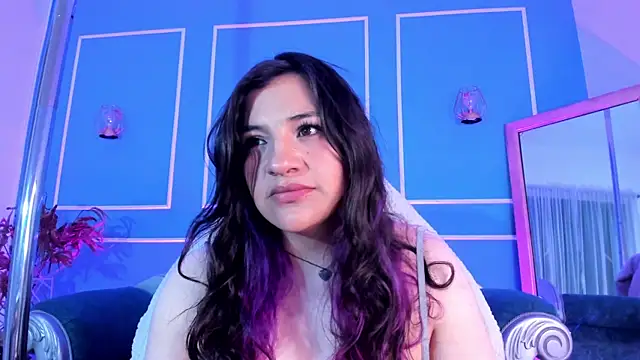 TaraTaylorr online show from 18, 11, 2025