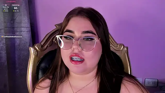 MadissonLee   online show from 12, 11, 2025