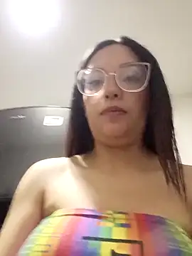 Snapshot of MiaStarts chatting on 23, 10, 2025 MiaStarts online show from 23, 10, 2025