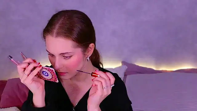 RileyMimicho online show from 14, 11, 2025