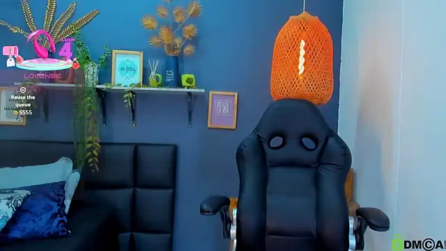 yessila parker online show from 7, 2, 2026