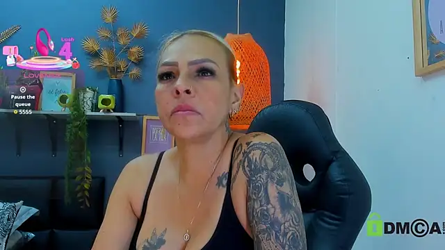 yessila parker online show from 21, 5, 2026