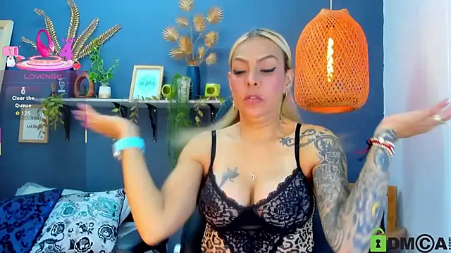 yessila parker online show from 6, 11, 2025