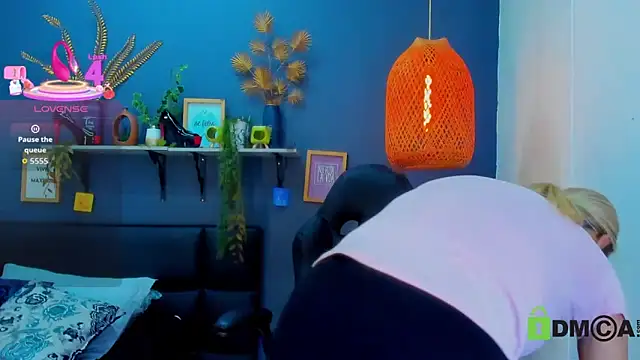 yessila parker online show from 5, 3, 2026