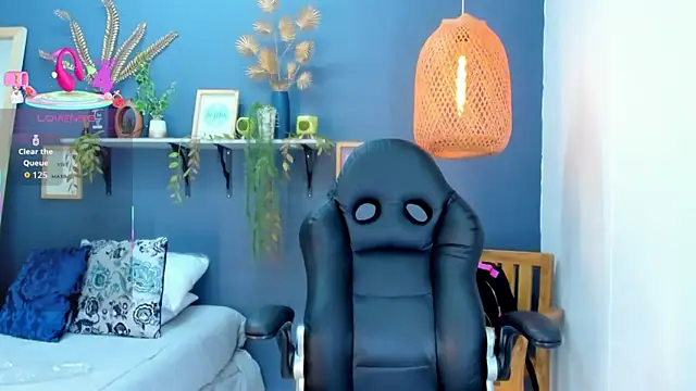 yessila parker online show from 7, 11, 2025