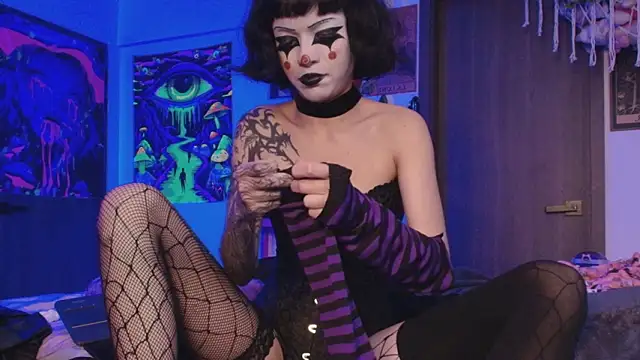  mollycrystal online show from 11, 3, 2026