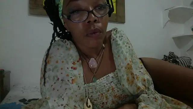 Ladyzee25 online show from 25, 9, 2025