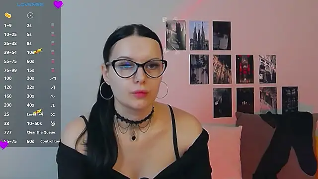 Miss Vic online show from 19, 3, 2025