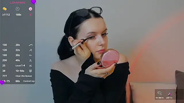 Miss Vic online show from 1, 3, 2025