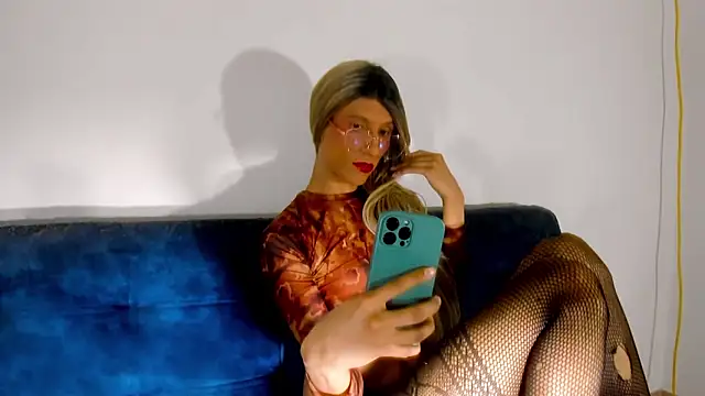 SweetDesaire1 online show from 2, 10, 2025