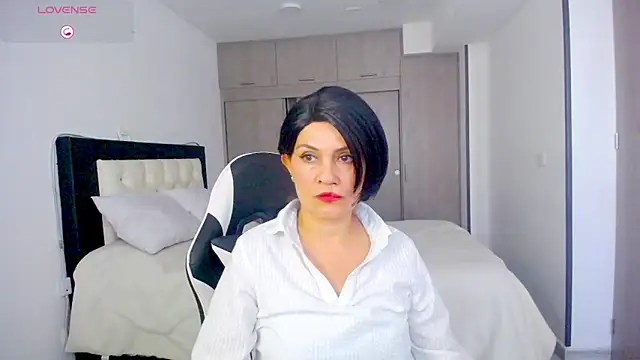 CarolinneFiotti online show from 29, 11, 2025