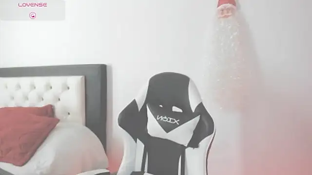 CarolinneFiotti online show from 21, 12, 2025