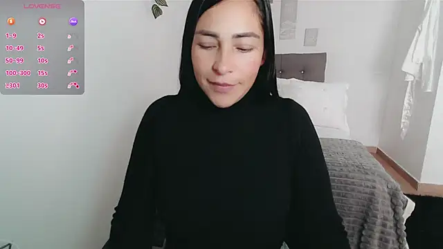 luna lgomez  online show from 27, 11, 2025