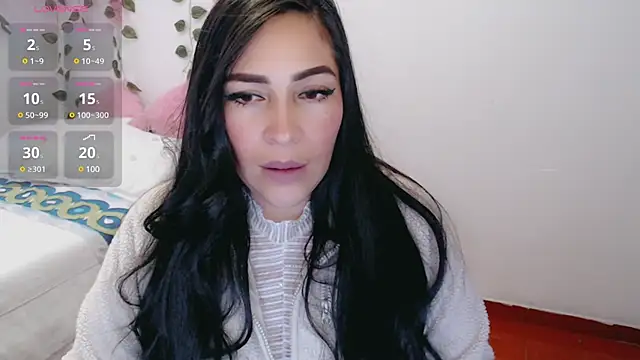 luna lgomez  online show from 21, 3, 2025