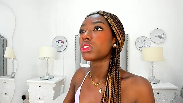 SamantaMarquez online show from 4, 10, 2025