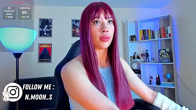 Nezuuuuu  online show from 9, 3, 2025