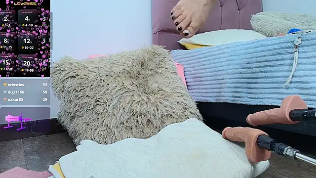 HotAlana  online show from 10, 3, 2025