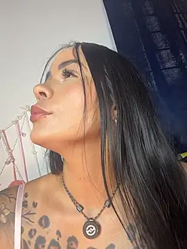 Snapshot of HotAlana_ chatting on 19, 4, 2026 HotAlana online show from 19, 4, 2026