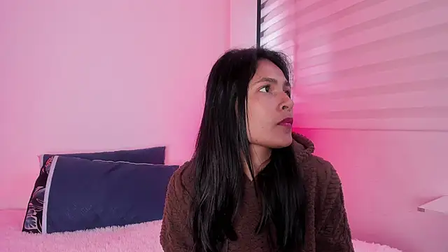 Snapshot of Fernanda_liie_ chatting on 12, 6, 2026 Fernanda liie online show from 12, 6, 2026