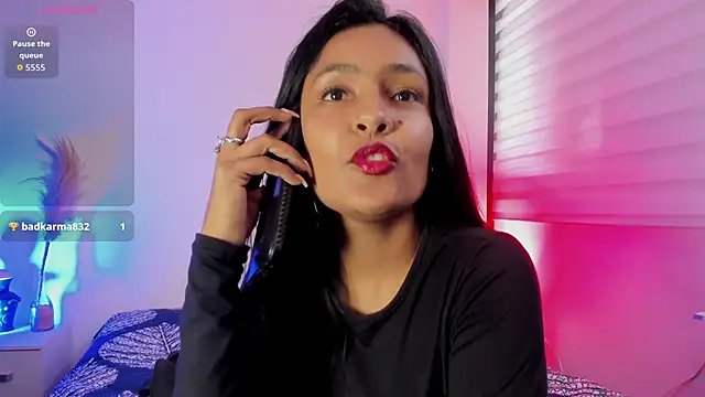 Fernanda liie  online show from 25, 4, 2026