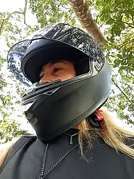 Sara Valkyri online show from 9, 3, 2025