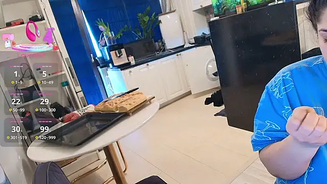 Layla- online show from 11, 3, 2026